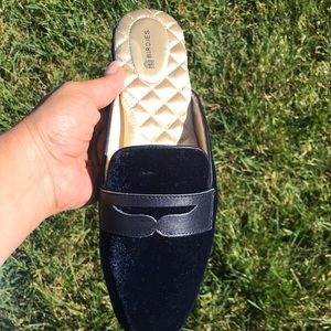 Birdie navy blue brand new